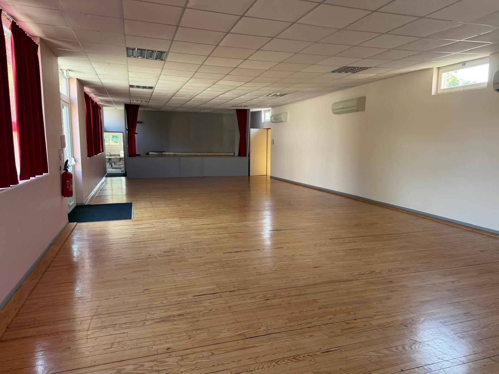 Salle des Fetes - La salle - Commune de Saint-Bomer